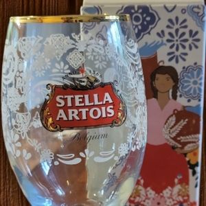 NEW STELLA ARTOIS 33cl Mexico Chalice Limited Edition Glass 2018  Silvana Avila